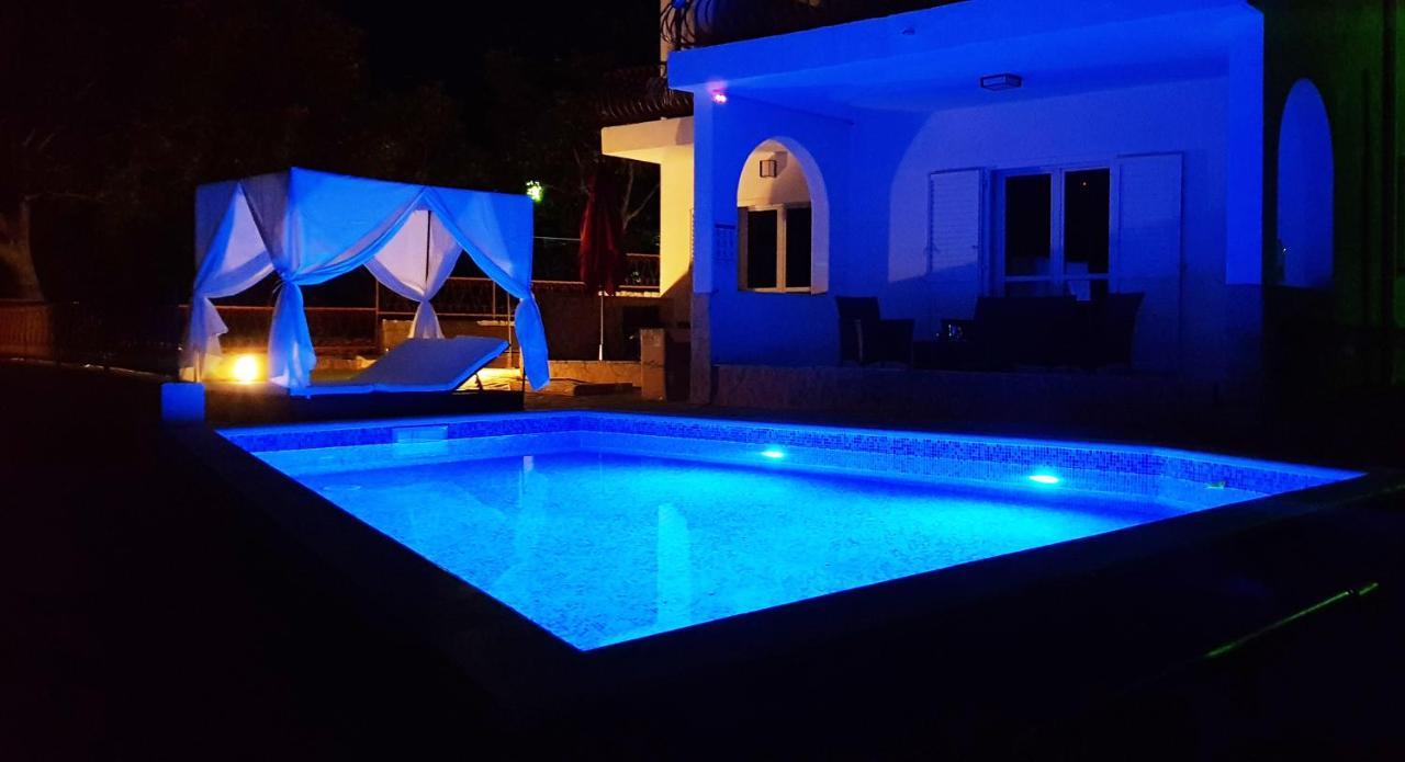 Villa Neptune Apartments ヴルボスカ エクステリア 写真